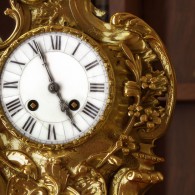 Detail Clock C